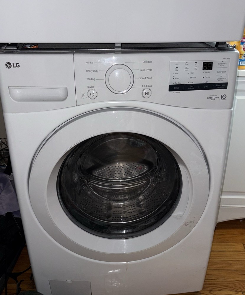 LG Stackable Front-Loading Washer & Dryer Set White Child Lock Cycle Indicator