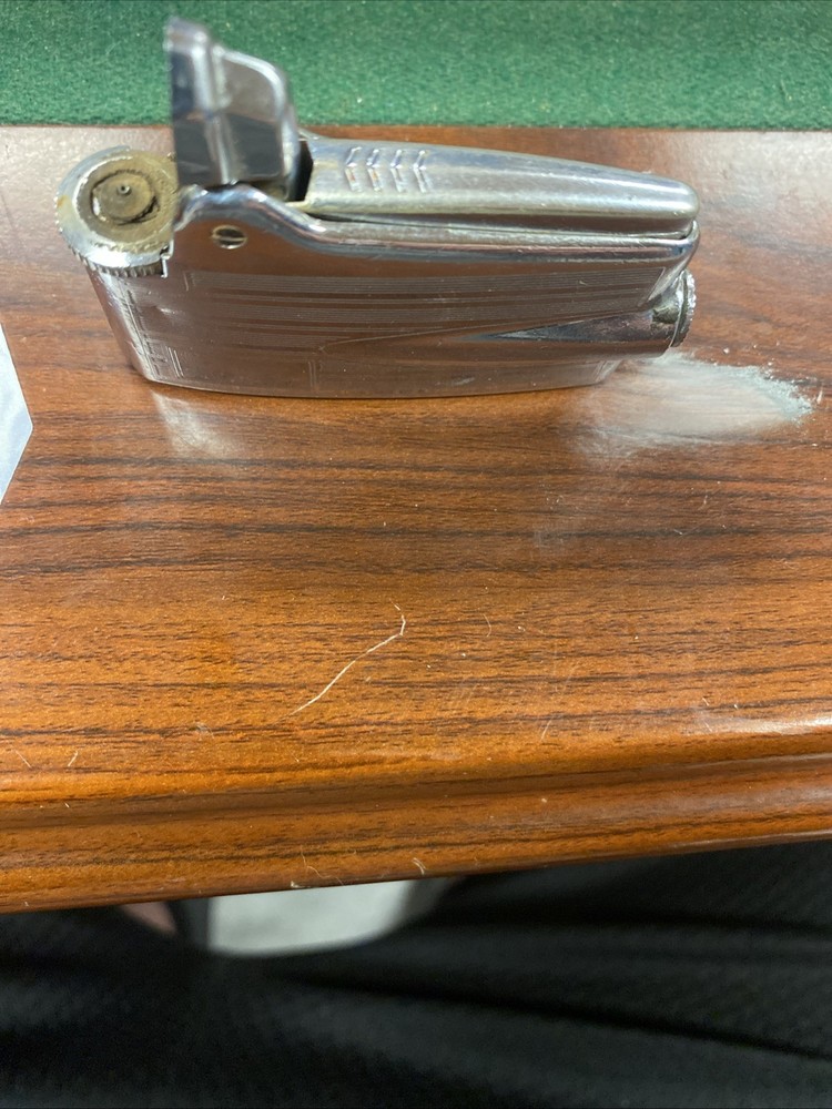 Vintage Ronson Premiere Varaflame Lighter UNTESTED!