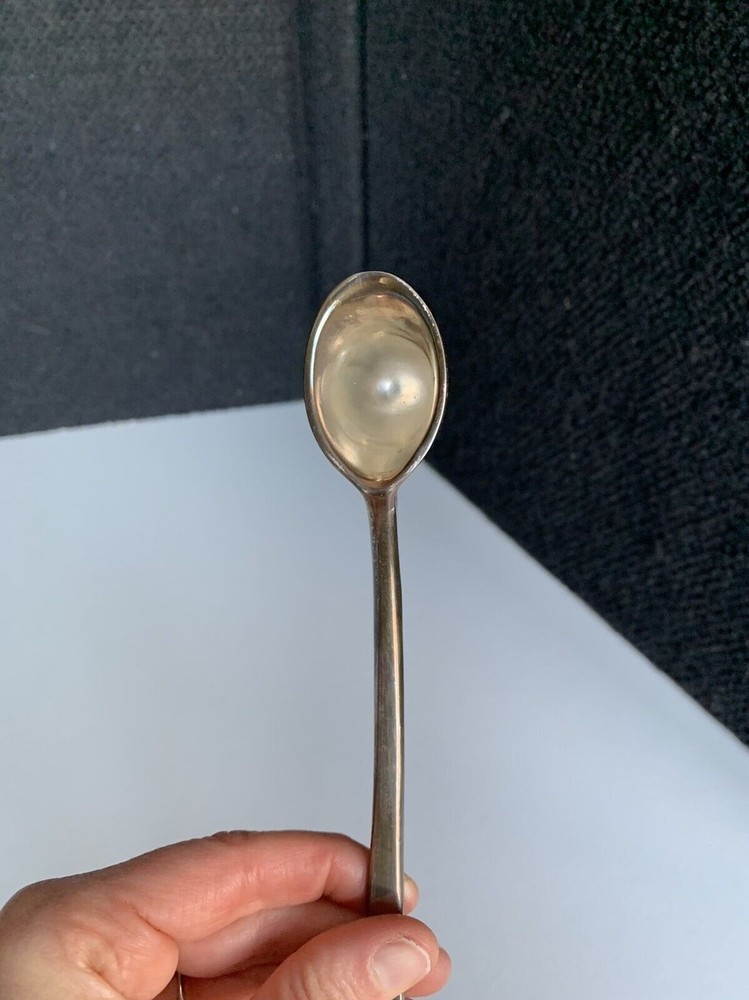 S&G ENGLAND CANDLE SNUFFER SILVER PLATED 10” (e20)