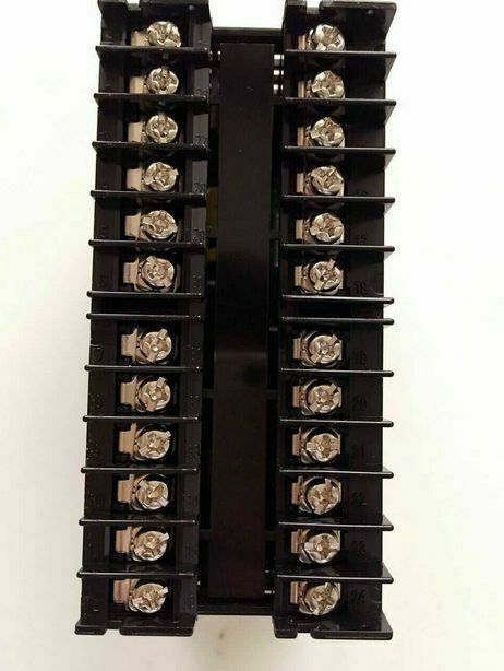 Original Digital Omron Temperature Controller E5EC-QR2ASM-800 In Box -New #OM