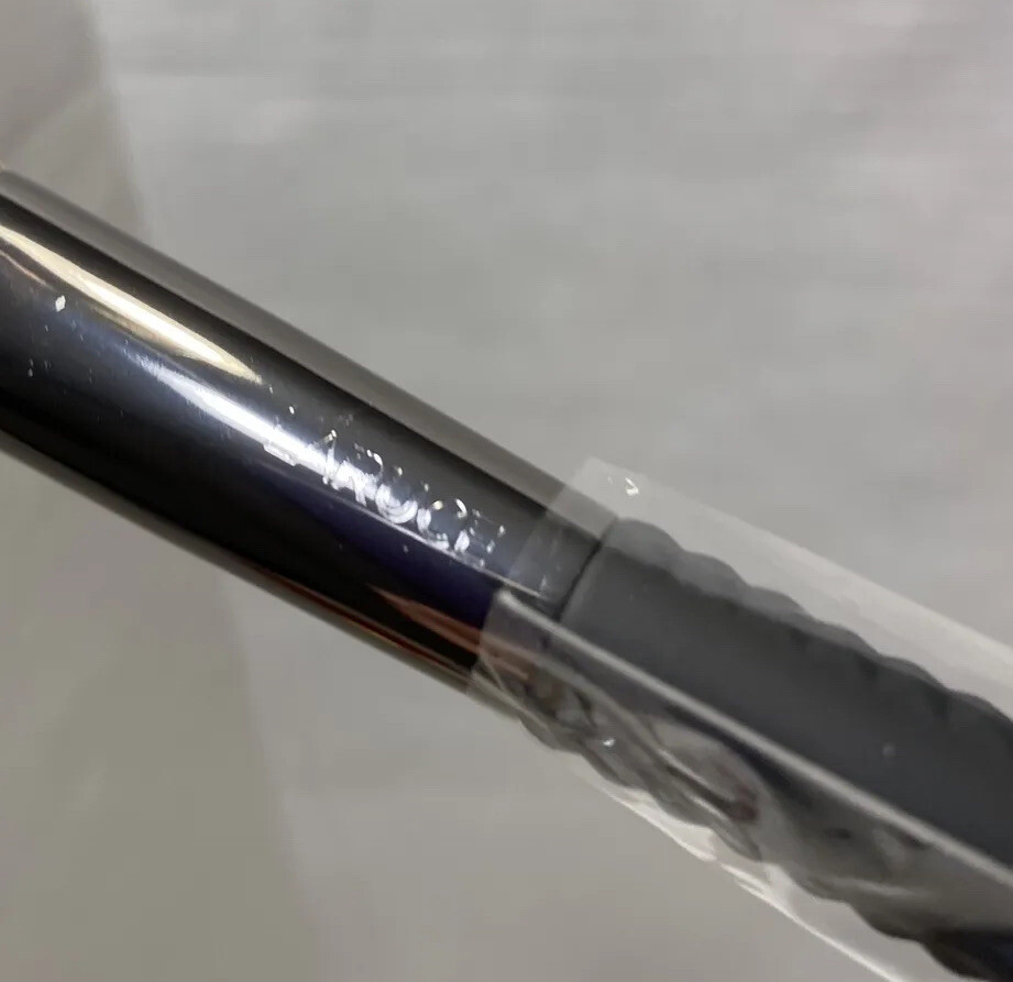 Laruce Contour Blending Makeup Brush LR342 Texturized Handle New