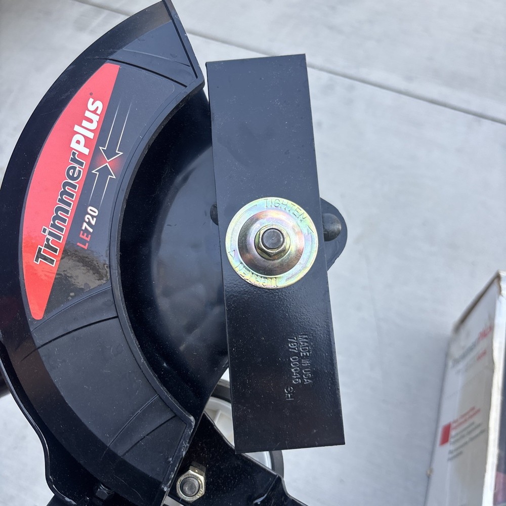 TrimmerPlus LE720 Edger Attachment MULTI-BRAND COMPATIBLE