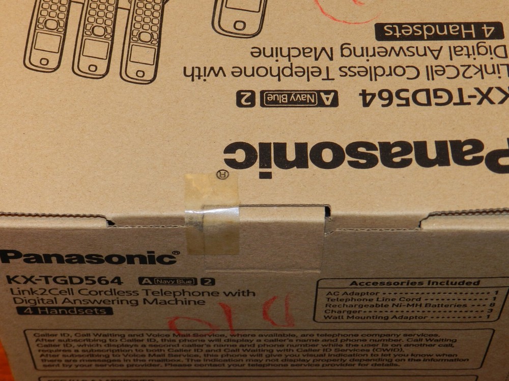 PANASONIC Phone System 4 Handset Link2Cell Bluetooth Answering Machine KC-TGD564