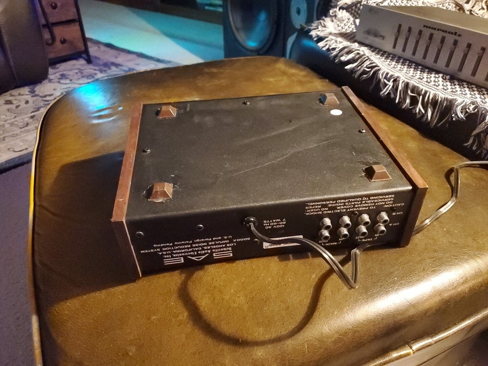 SAE Model 5000A Impulse Noise Reduction System Analog Vinyl Click Reduction