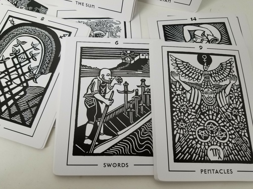Light and Shadow Tarot Deck Brian Williams Book set Brian Williams NWOT Boxed