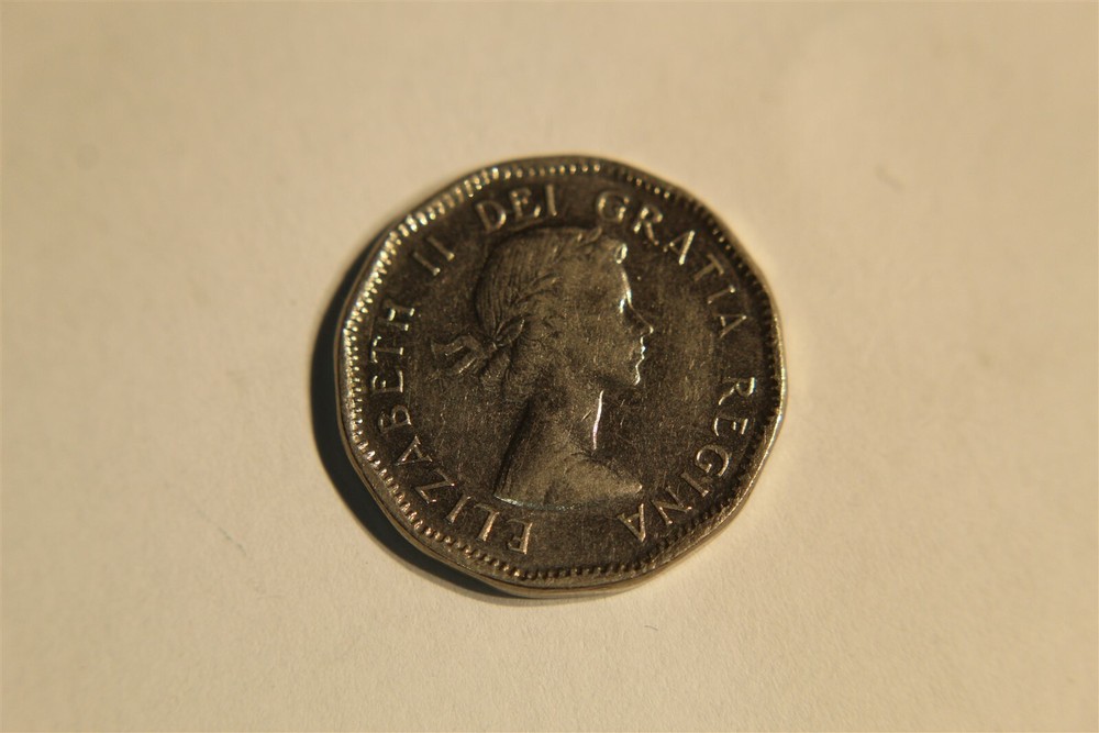 CANADA 1955 5 CENT UNC NICE COIN lj