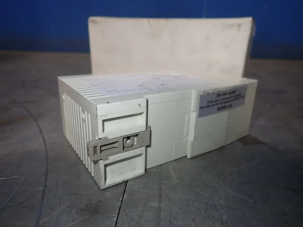 SUNX LIGHT CURTAIN CONTROL UNIT SF-C11