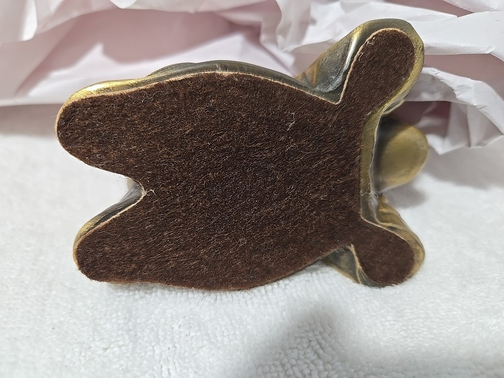 Vintage Solid Brass Pipe Rest – Smoker’s Accessory – Figurine Style – Desk Decor