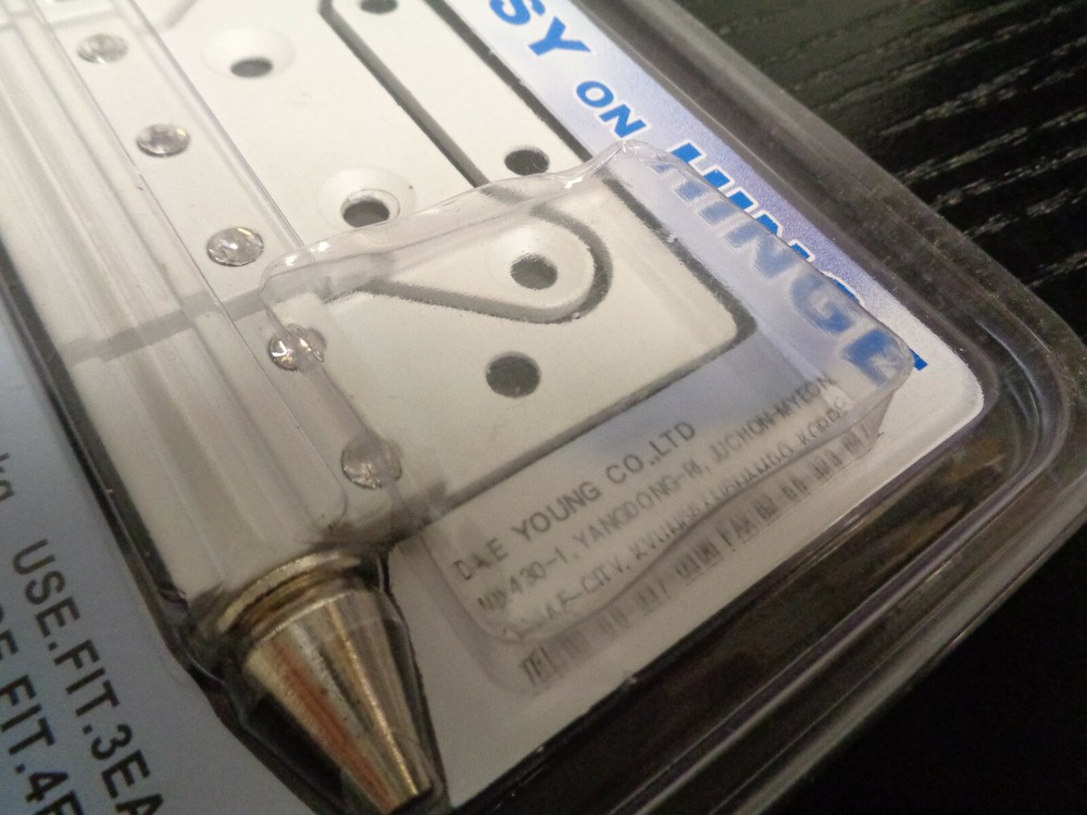 4 INCH Easy On Door Hinge ( Includes One ) " New Open Package " Missing Screws