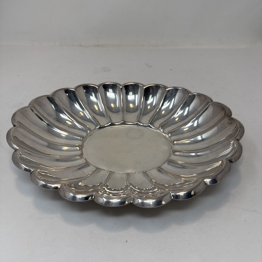 Vintage Silverplated Scalloped Oval Serving Bowl