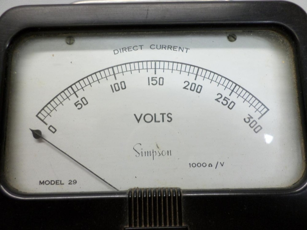 Vintage Simpson Model 29 Direct Current Volt Meter