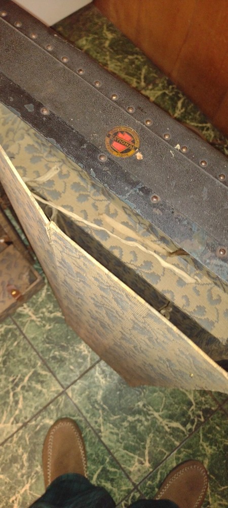 Vintage H.W. Round tree Roller Tray Trunk
