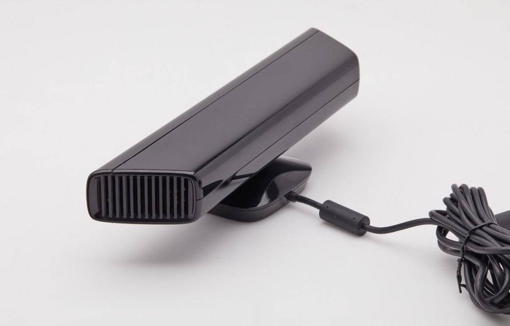 Microsoft Xbox 360 Kinect Motion Sensor Bar Black & 4 Games Bundle 3 ARE NEW!!