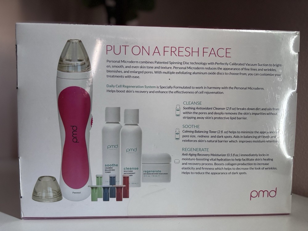 PMD Personal Microderm Complete Microdermabrasion Tool Pink Lightweight Compact