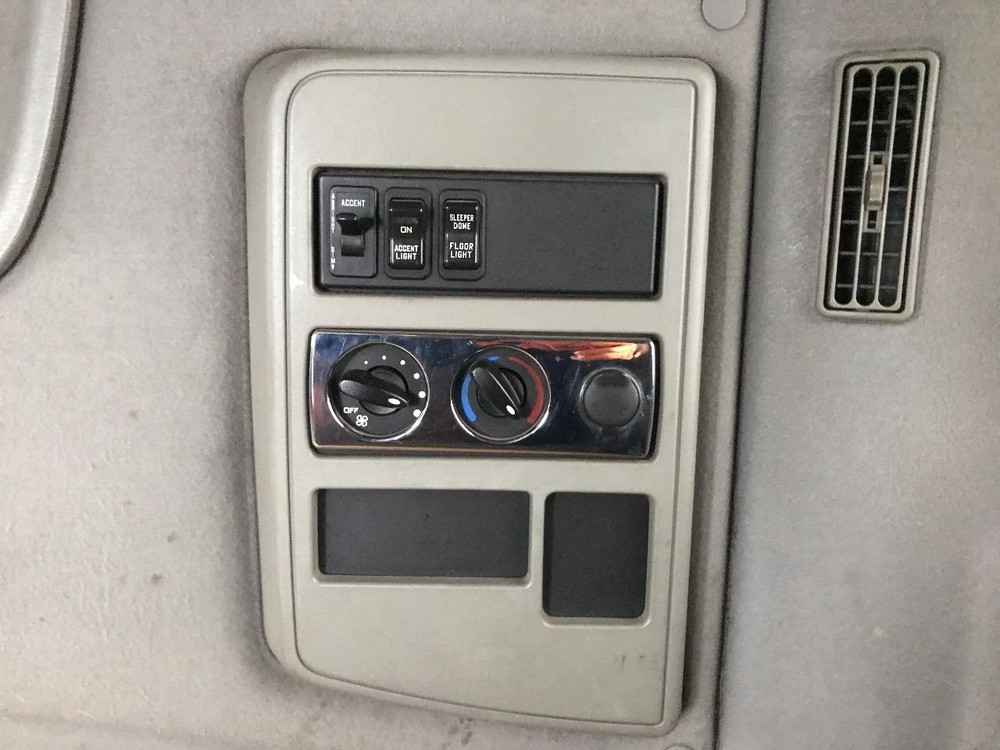 International PROSTAR Sleeper Control - Used