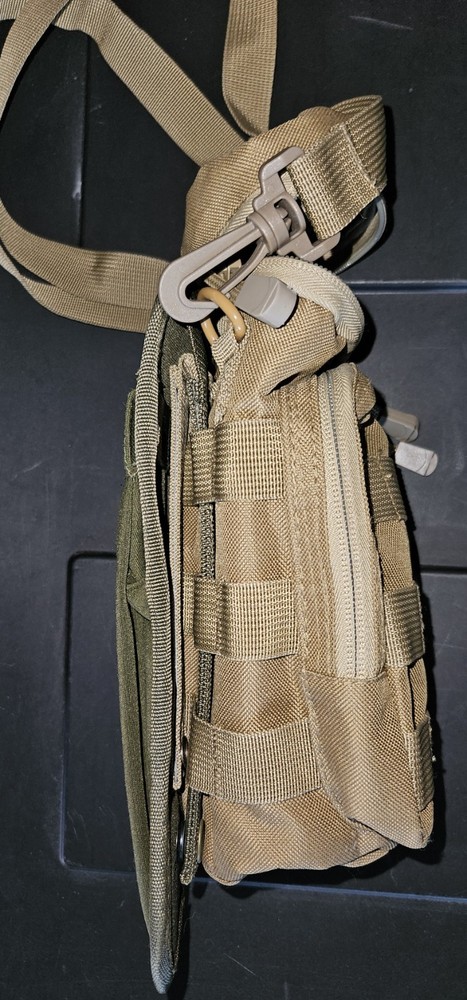 New- PROPPER Water Bottle Carrier