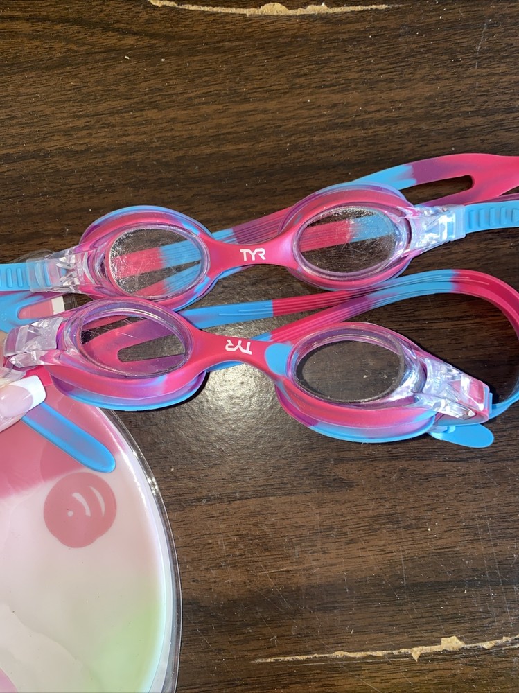 Swimming Pool Floates And Goggles