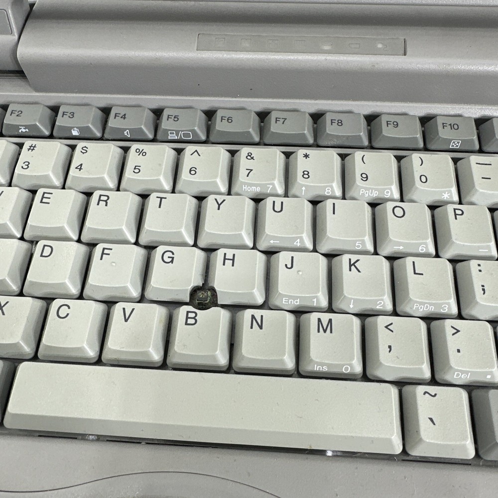 Toshiba Satellite Pro Model# 460CS Laptop Untested