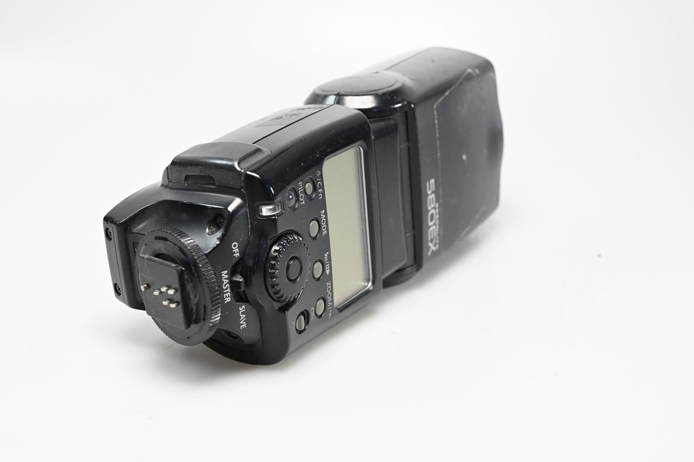 Canon 580EX Speedlite Flash #G008