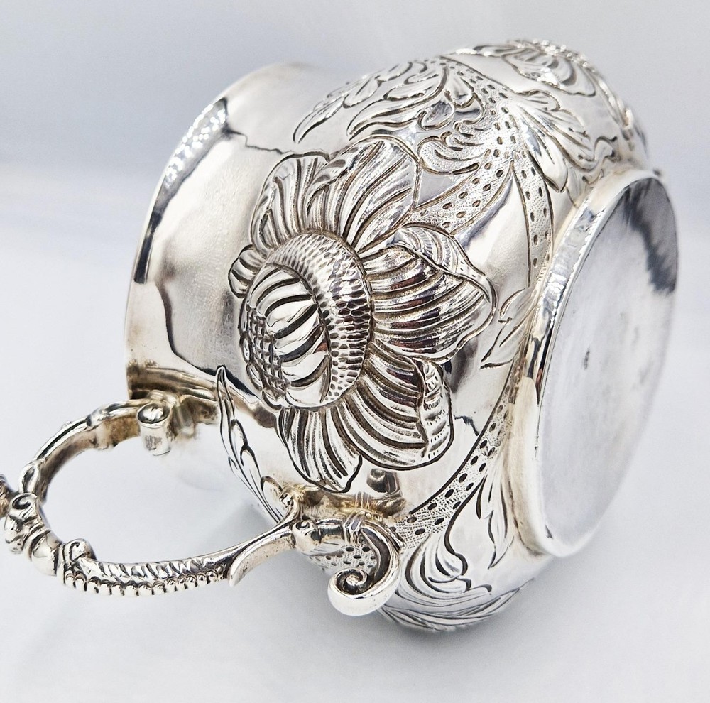 ANTIQUE SOLID SILVER MAIDEN HANDLED PORRINGER - POSSIBLY 17TH / 18TH CENTURY