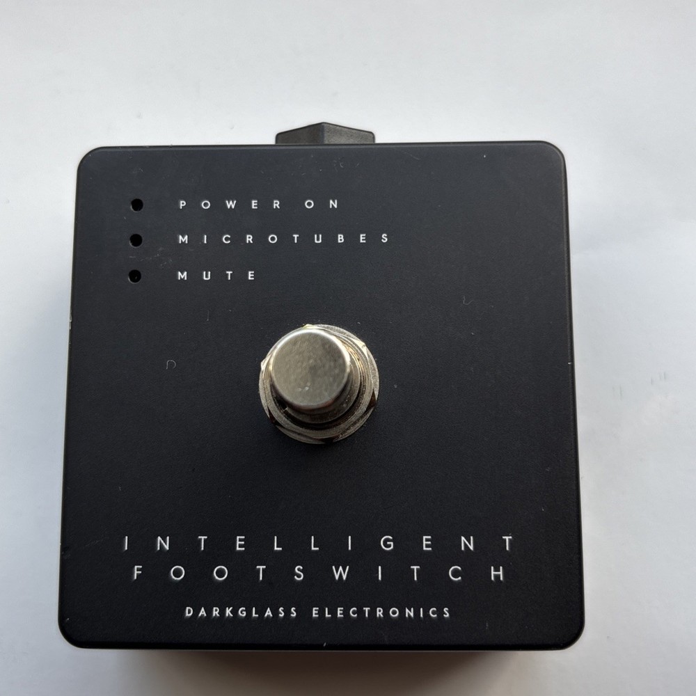 Darkglass Intelligent Footswitch - Black