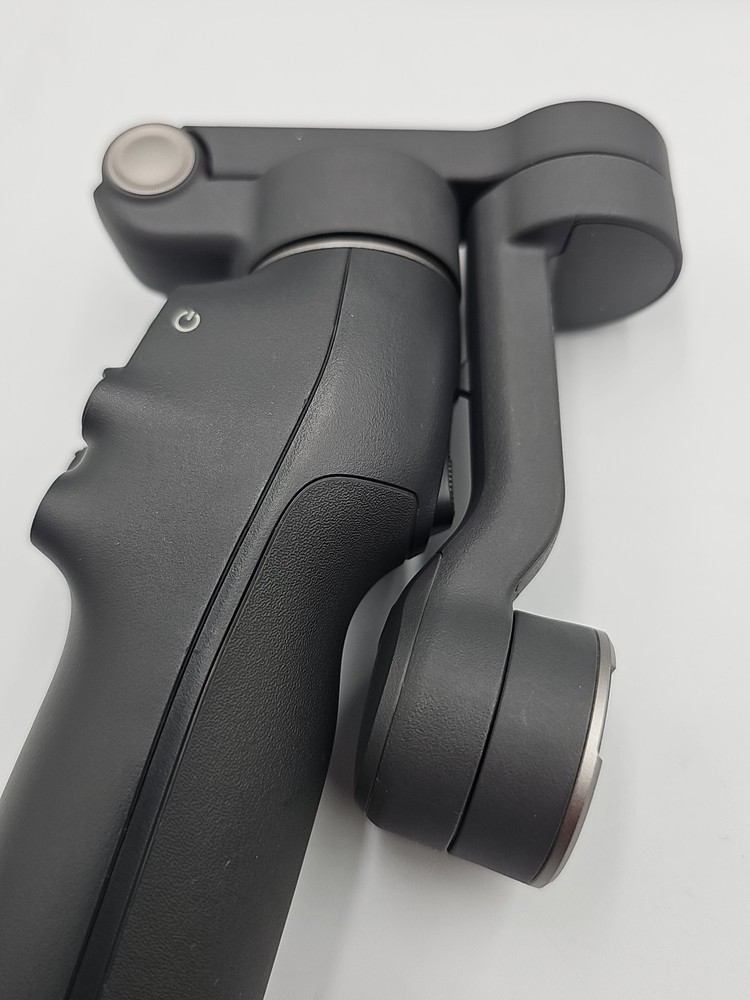 DJI Osmo Mobile 7P Smartphone 3-Axis Gimbal Stabilizer (OM5071)