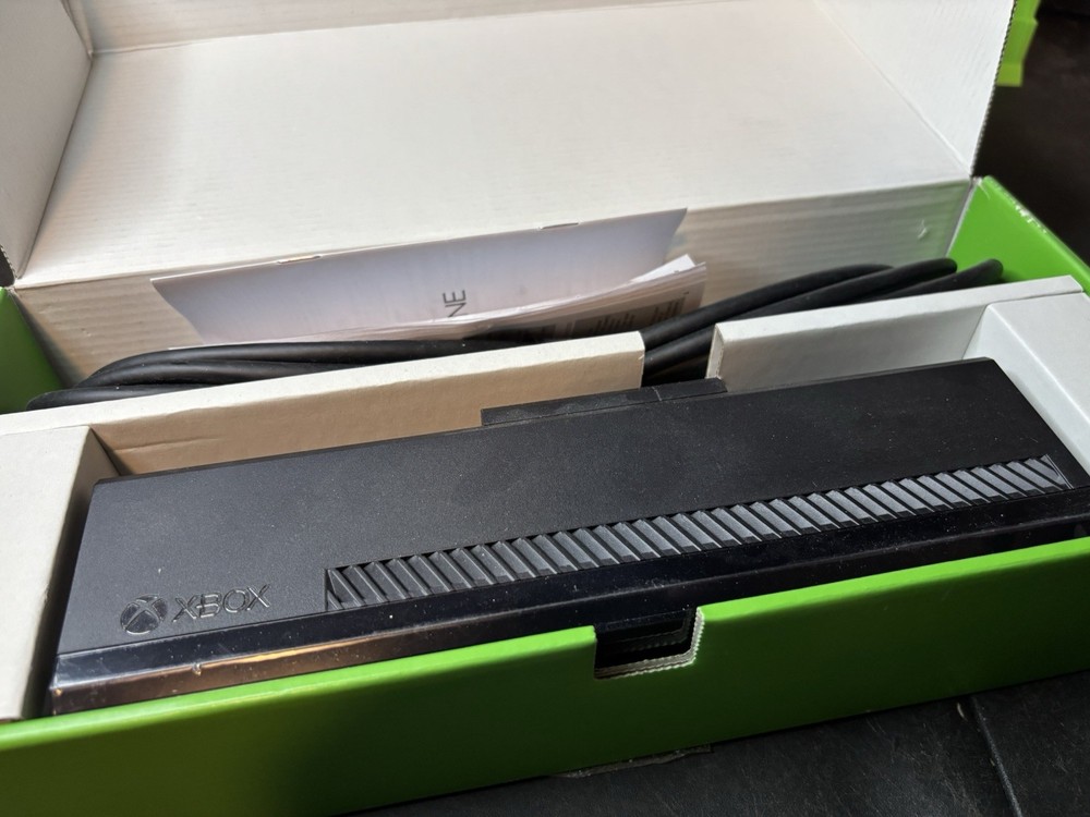 Microsoft Xbox One Kinect Camera Motion Sensor Bar Model 1520 - Tested Works CIB