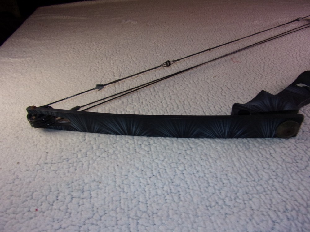 Browning Spike Buck II Youth Compound Bow