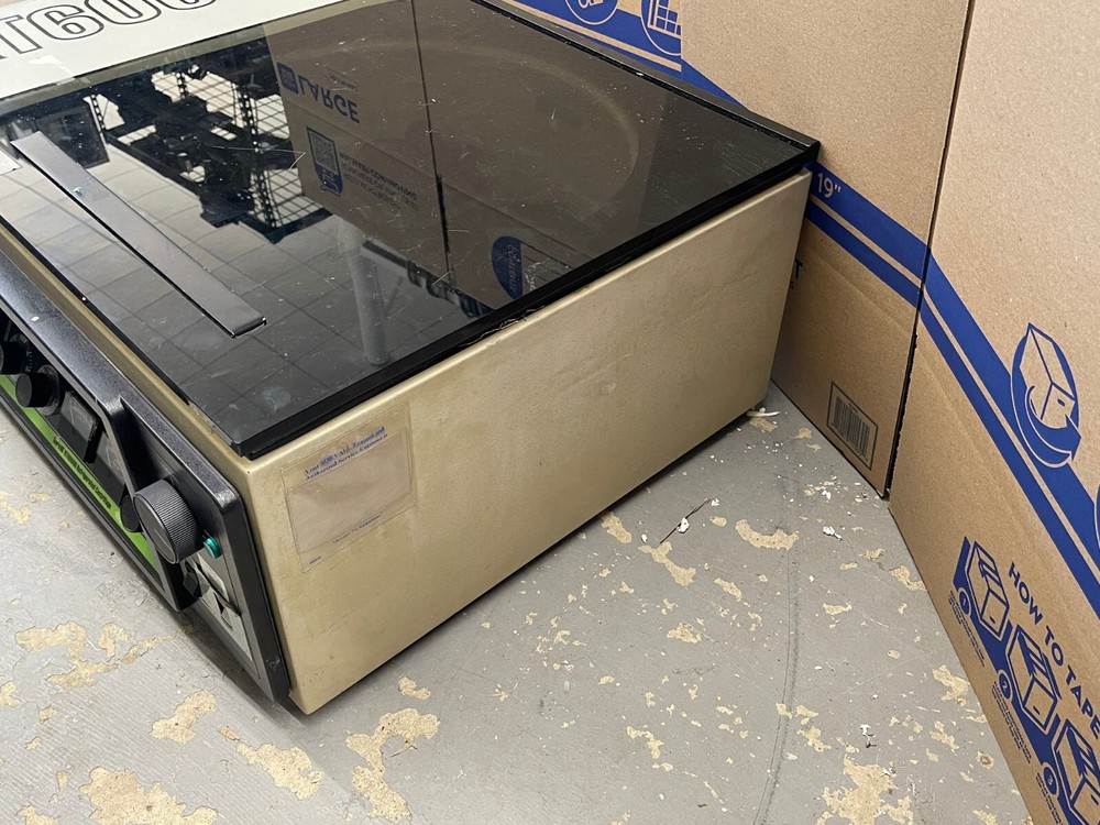Sorvall Instruments RT6000 Refrigerated Centrifuge W/ Rotor, Buckets, Inserts