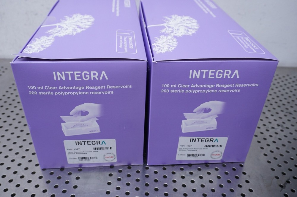 INTEGRA 100 ml Polypropylene Multichannel Reagent Reservoir Base + 200 Inserts