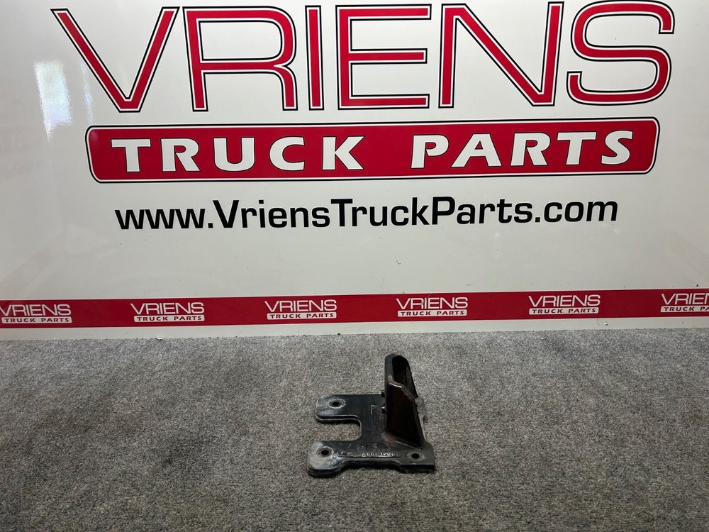 KENWORTH A85-1235 SUPPORT-ENGINE REAR LH
