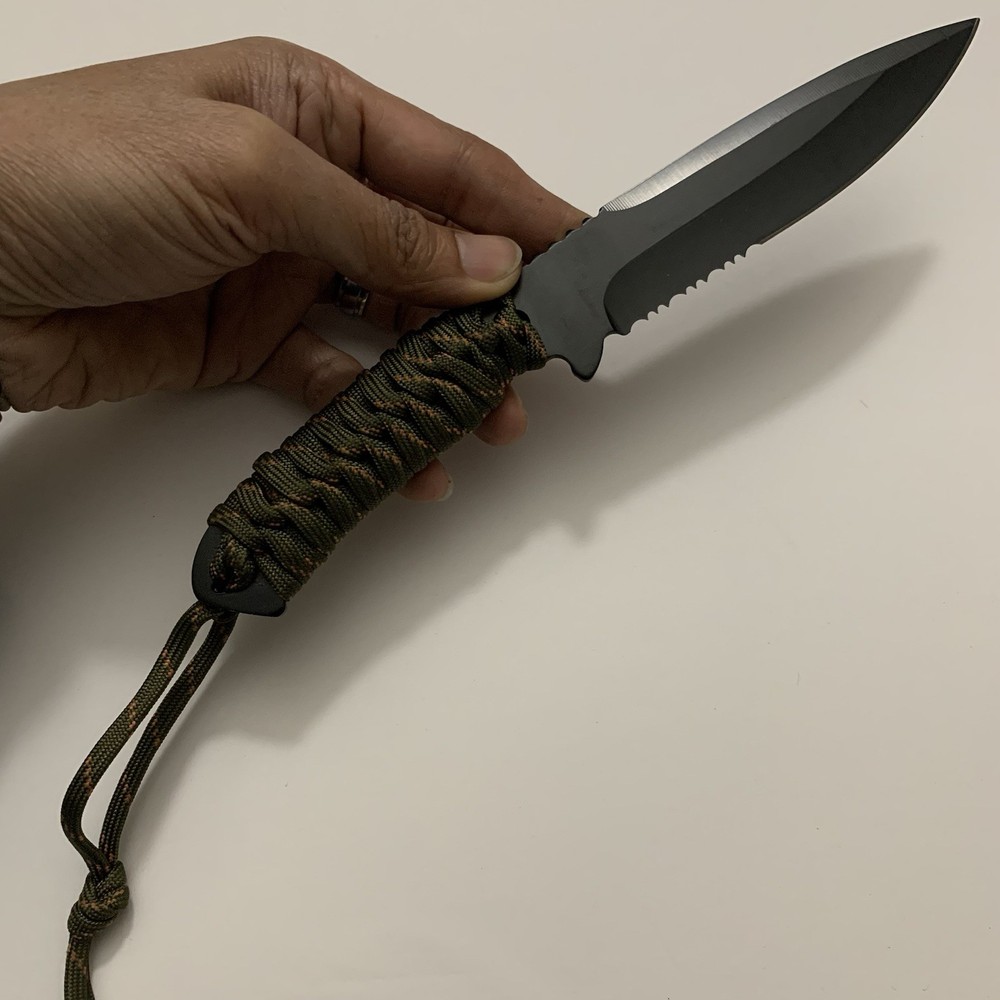 AWESOME Ozark trail Camping Knife w/Sheath