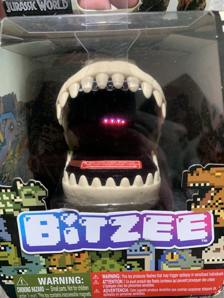 Bitzee Interactive Digital Pet - Jurassic - SpinMaster