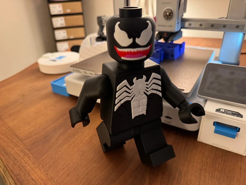 3D PRINTED - LEGO INSPIRED - VENOM FIGURINE - 9" TALL