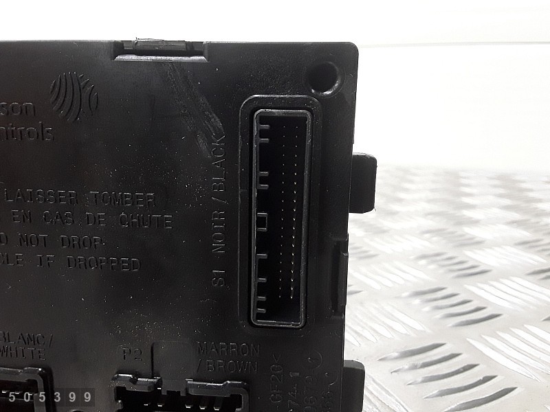 2018 DACIA DUSTER ECU CONTROL UNIT 284B15098R
