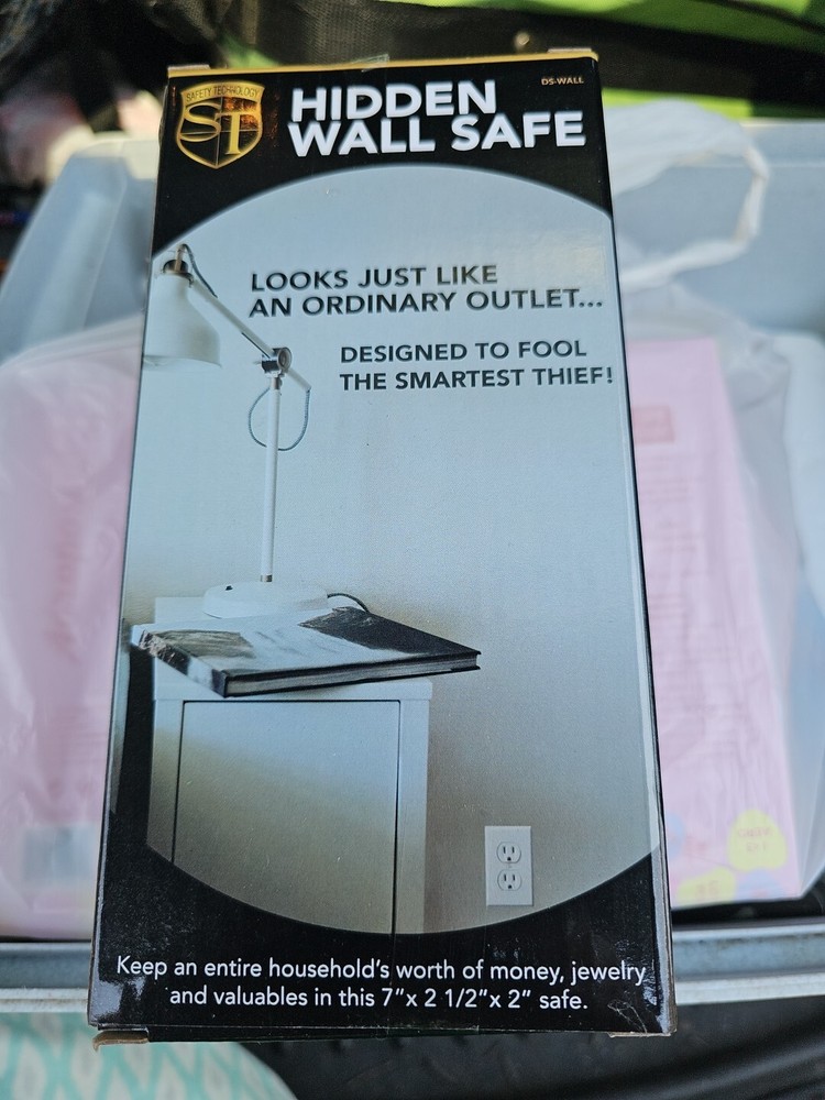 Wall Socket Diversion Safe