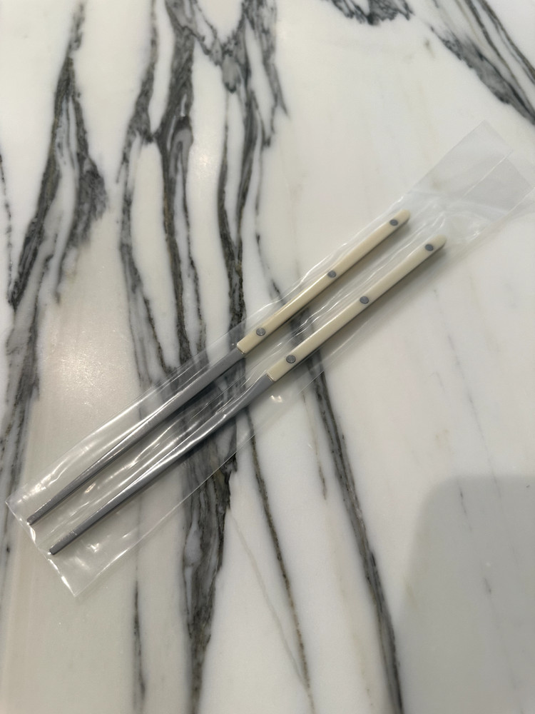BRAND NEW Sabre Paris Chopsticks Bistrot Solid, Ivory x 8