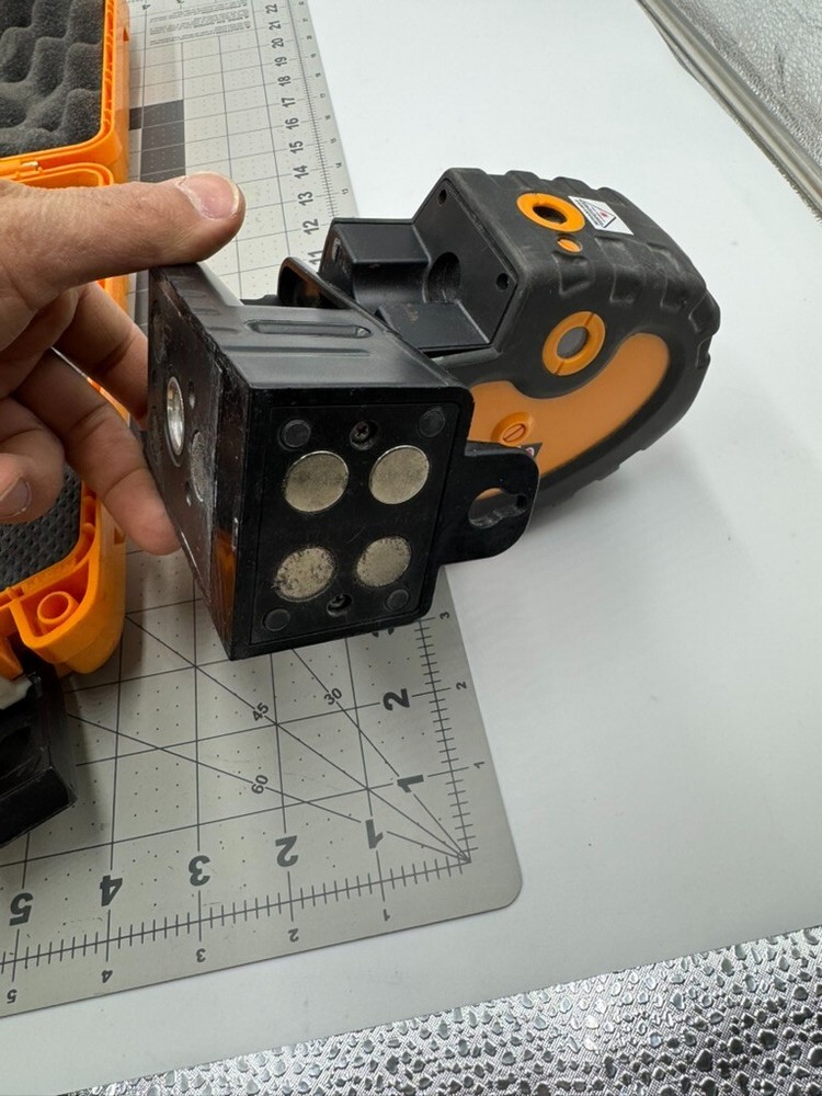 Johnson Level & Tool 40-6685 Line And Dot Laser,