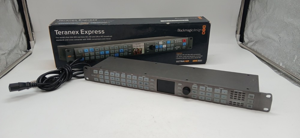 Blackmagic Design Teranex Express 12g