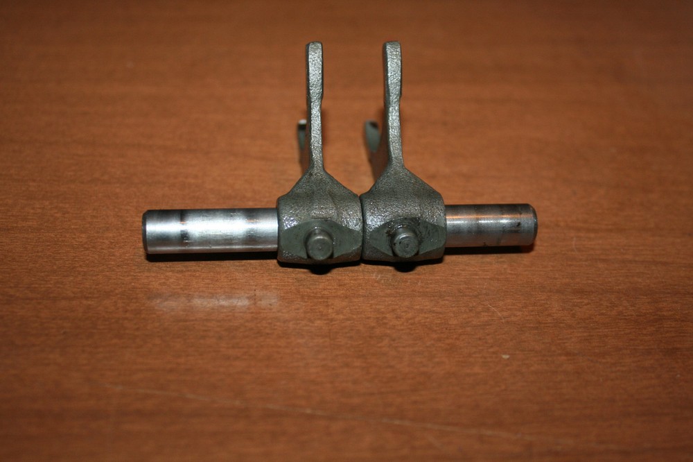 1983 Kawasaki KDX 80 Gear Shift Fork Assembly Large OEM 83 B