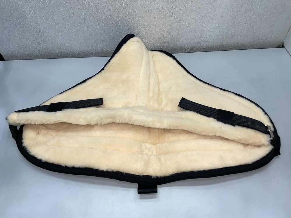 Mustang Suede Bareback Pad, Black 1682D