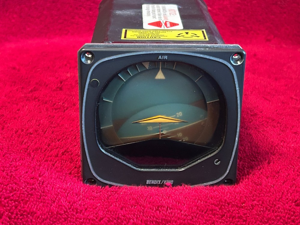 BENDIX/KING KI 256 FLIGHT COMMAND INDICATOR P/N 060-0017-01 WITH CONNECTOR