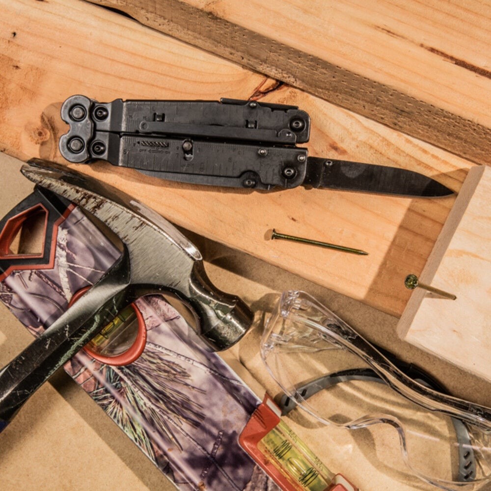 Sog Powerassist Multi Tool Black Oxide