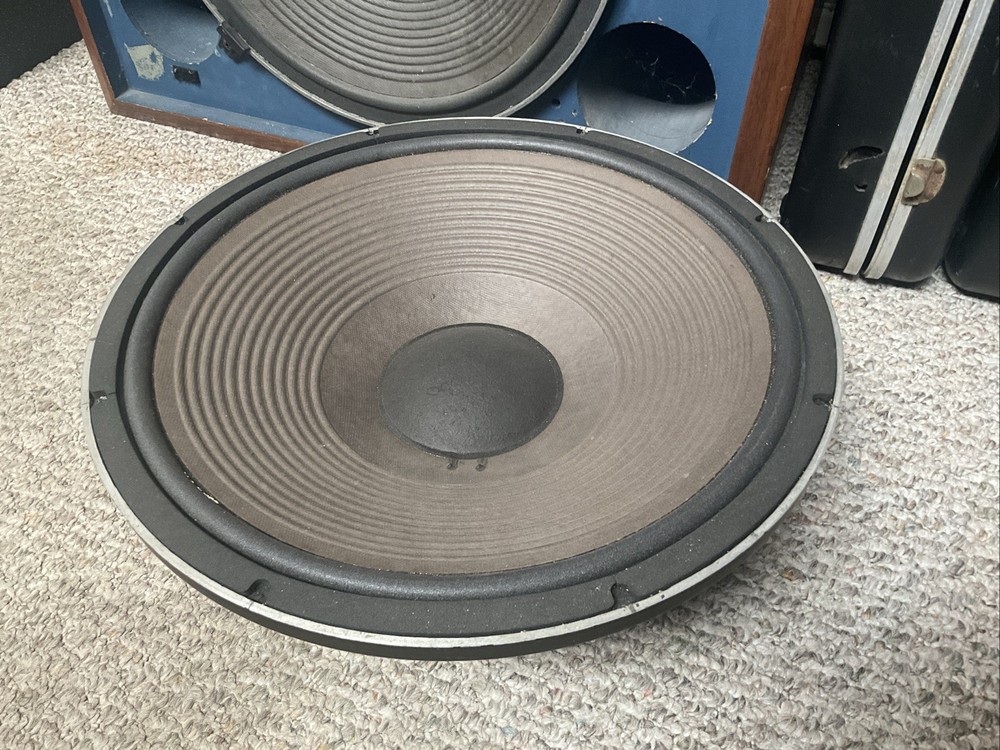 JBL 2235H - 15" Woofer - Single