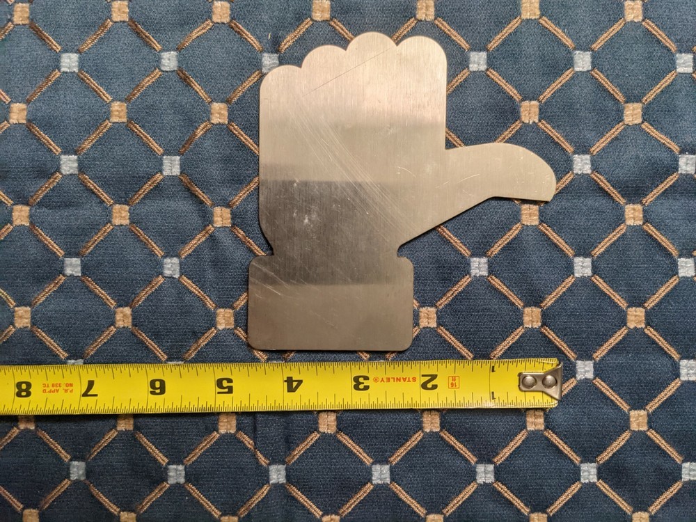 THUMBS UP STAINLESS-STEEL PLATE