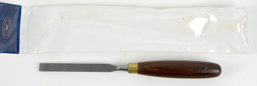 Crown 1/2" Rosewood Bench Chisel - NOS