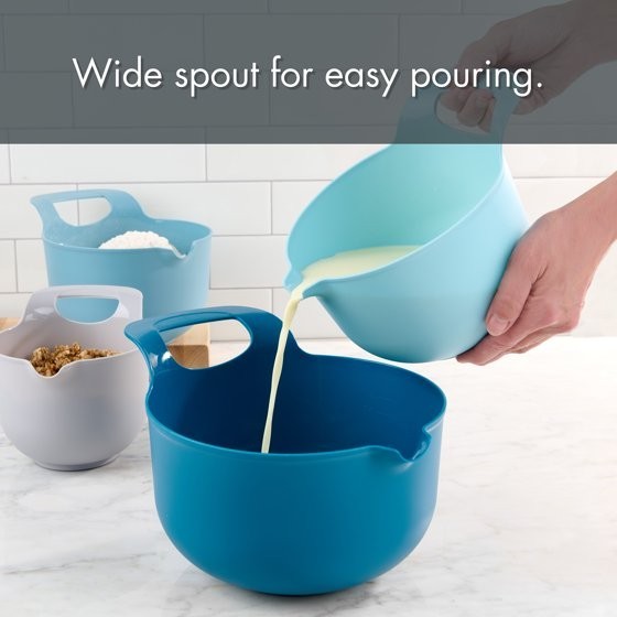 4 Piece Nesting Plastic Mixing Bowl Set with Pour Spouts and Handles,