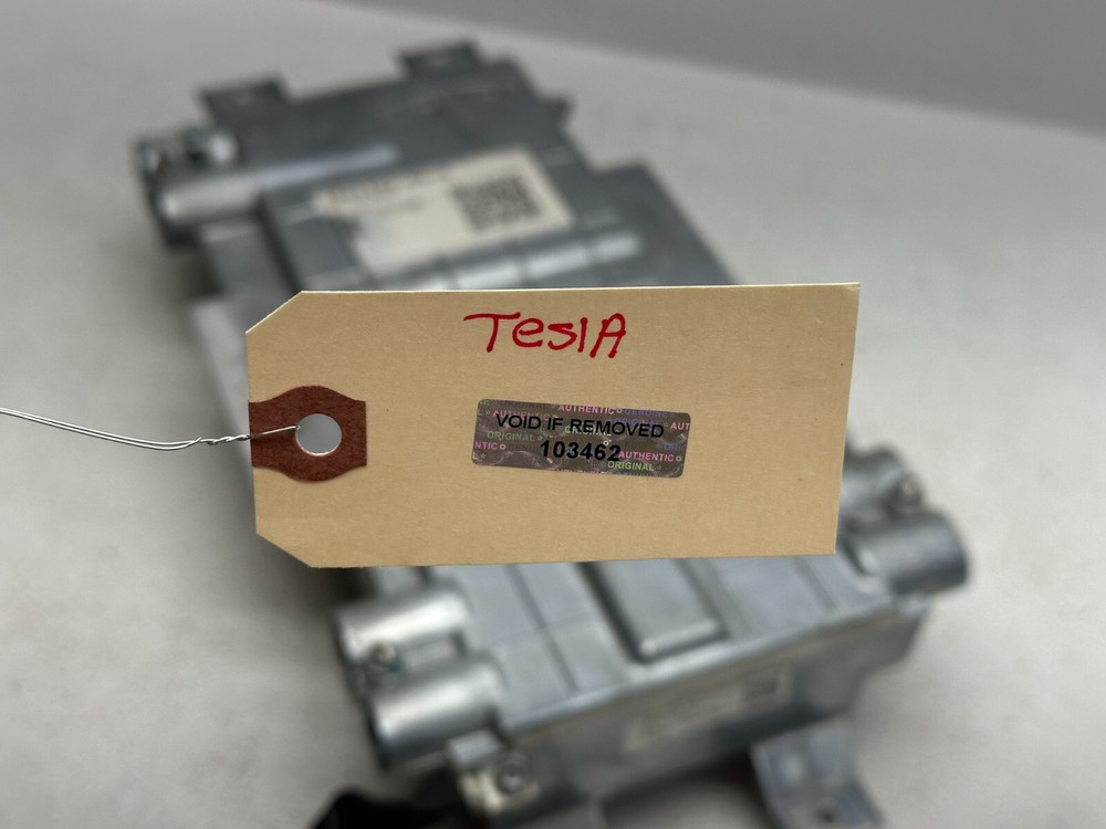 2012-2016 TESLA MODEL S REAR HIGH VOLTAGE JUNCTION BOX OEM