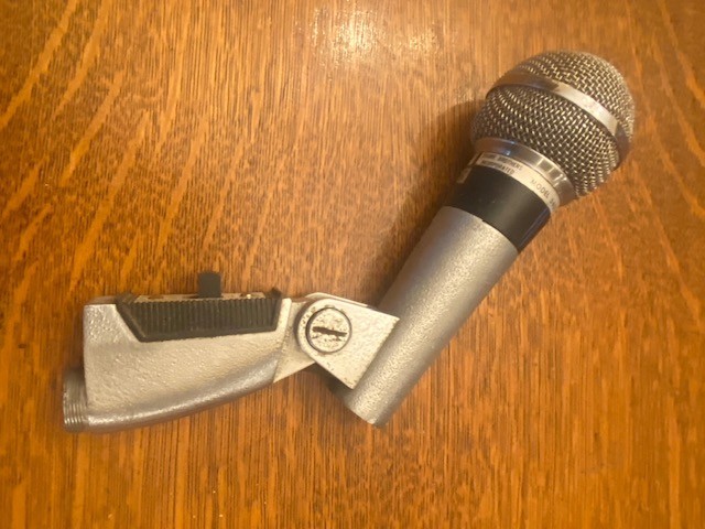 Vintage 1960's Shure 585S Dynamic Unisphere Microphone w/cable