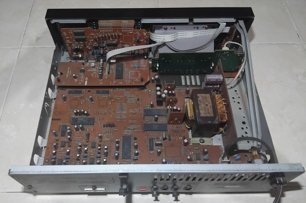 Vintage Sony Liberty SDP-V810 Digital Sound Processor Graphic Equalizer Analyzer